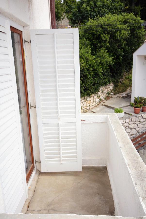 Apartments With A Parking Space Kampor, Rab - 5032 Exterior photo